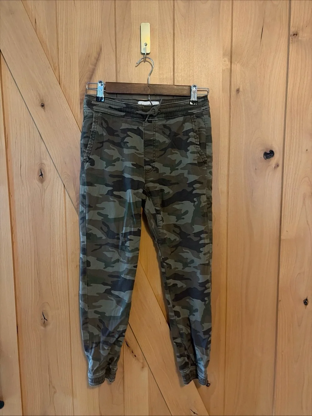 Abercrombie Kids Boys Camouflage Jogger Pants Pull On Elastic Pockets 11/12